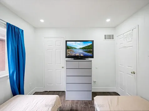 126 Sandmere Avenue Brampton ON L6Z 4A3