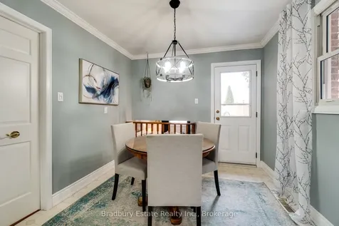 2232 Ireland Drive Burlington ON L7P 3E9