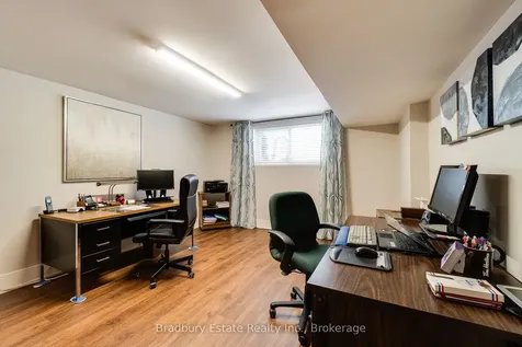 2232 Ireland Drive Burlington ON L7P 3E9