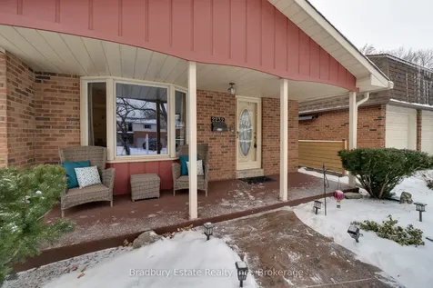 2232 Ireland Drive Burlington ON L7P 3E9