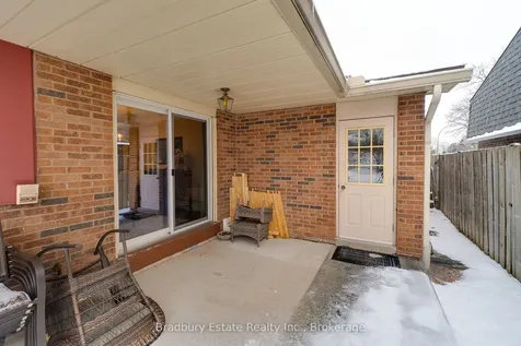 2232 Ireland Drive Burlington ON L7P 3E9