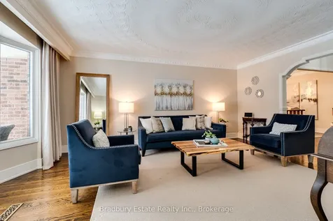 2232 Ireland Drive Burlington ON L7P 3E9