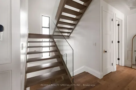 13 Mulloy Court Caledon ON L7E 4J1