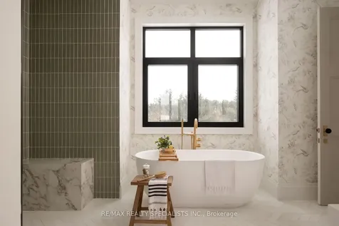 13 Mulloy Court Caledon ON L7E 4J1