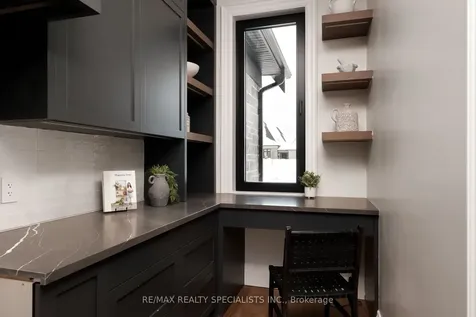 13 Mulloy Court Caledon ON L7E 4J1