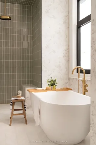 13 Mulloy Court Caledon ON L7E 4J1