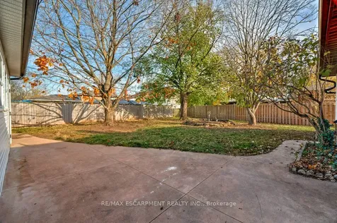 5470 Randolph Crescent Burlington ON L7L 3C5