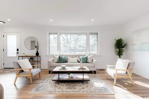 5470 Randolph Crescent Burlington ON L7L 3C5