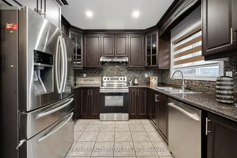 76 Dewridge Court Brampton ON L6R 3C1