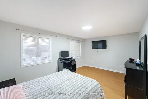 76 Dewridge Court Brampton ON L6R 3C1