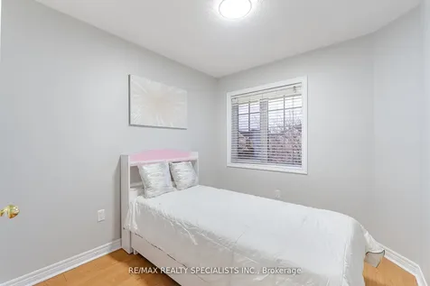 76 Dewridge Court Brampton ON L6R 3C1