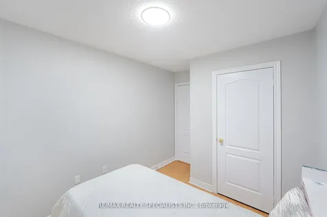 76 Dewridge Court Brampton ON L6R 3C1