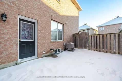 76 Dewridge Court Brampton ON L6R 3C1