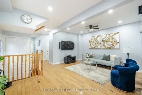 76 Dewridge Court Brampton ON L6R 3C1