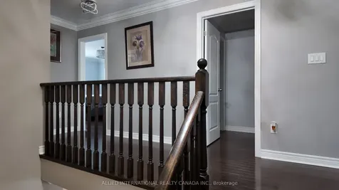 110 Apple Valley Way Brampton ON L6P 3X1