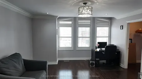 110 Apple Valley Way Brampton ON L6P 3X1