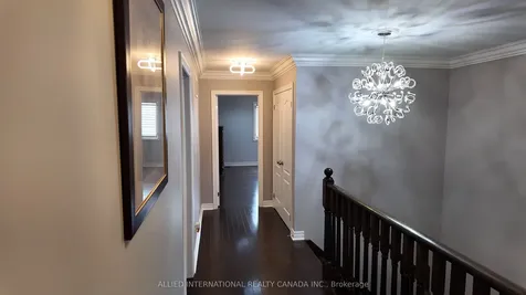 110 Apple Valley Way Brampton ON L6P 3X1