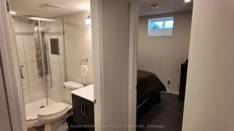 110 Apple Valley Way Brampton ON L6P 3X1