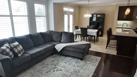 110 Apple Valley Way Brampton ON L6P 3X1