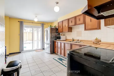 42 Wildercroft Avenue Brampton ON L6V 4E8