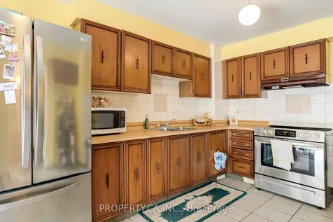 42 Wildercroft Avenue Brampton ON L6V 4E8