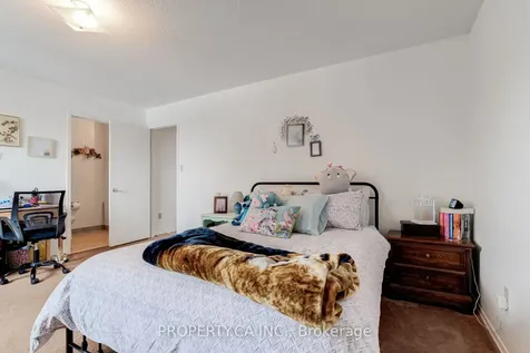 42 Wildercroft Avenue Brampton ON L6V 4E8