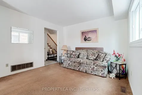 42 Wildercroft Avenue Brampton ON L6V 4E8