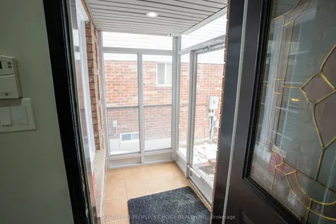 23 Cordgrass Crescent Brampton ON L6R 2A3