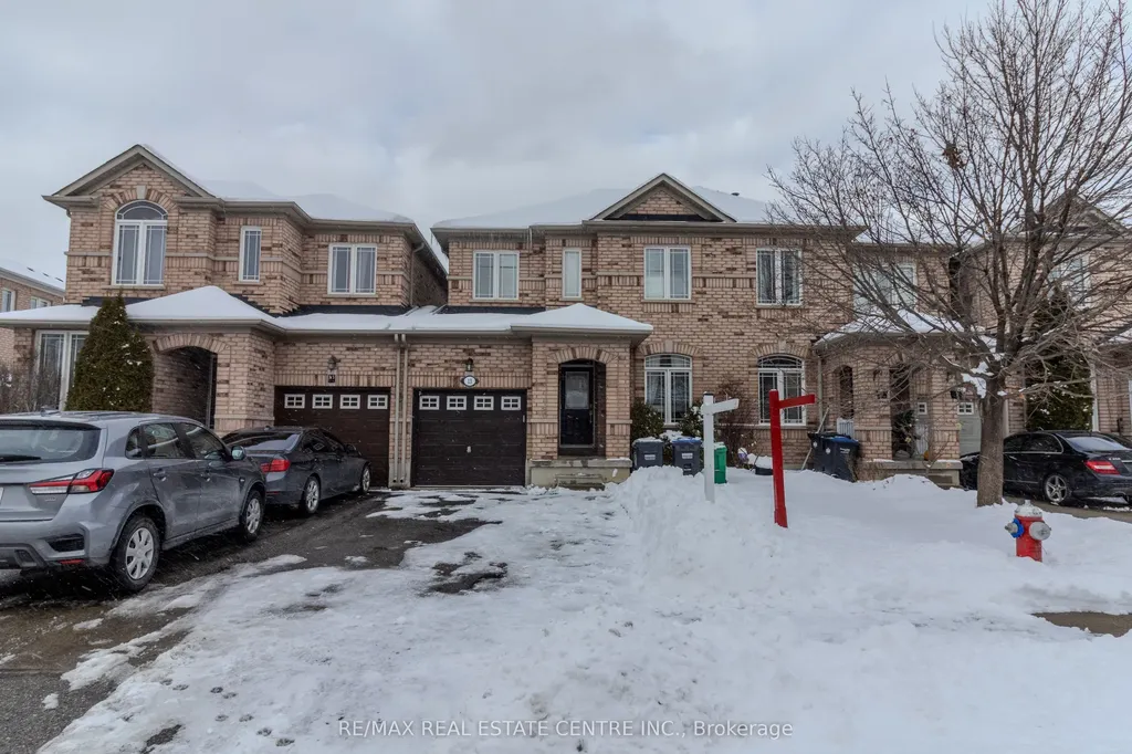13 Percy Gate Brampton ON L7A 3S1
