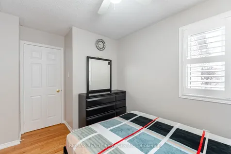 67 Stoneledge Circle Brampton ON L6R 1G8