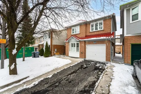 67 Stoneledge Circle Brampton ON L6R 1G8