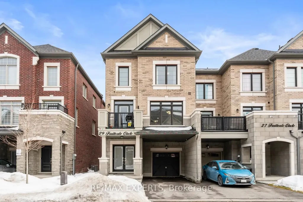 29 Fruitvale Circle Brampton ON L7A 5B8