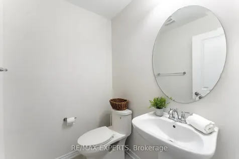 29 Fruitvale Circle Brampton ON L7A 5B8