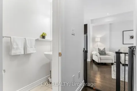 80 Oakmore Lane Brampton ON L6Y 6H5