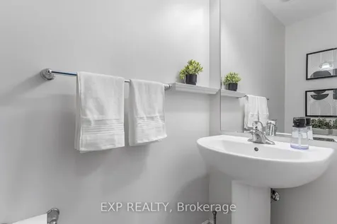 80 Oakmore Lane Brampton ON L6Y 6H5