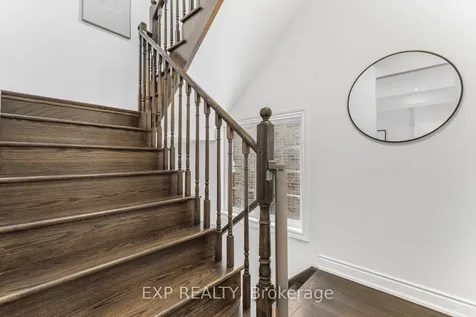 80 Oakmore Lane Brampton ON L6Y 6H5