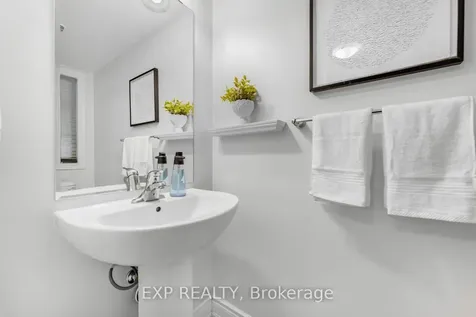 80 Oakmore Lane Brampton ON L6Y 6H5