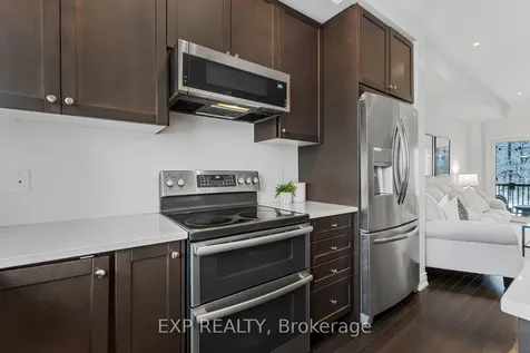 80 Oakmore Lane Brampton ON L6Y 6H5