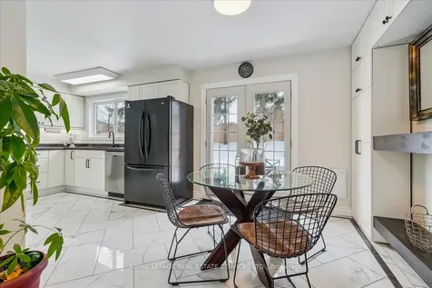 1416 Charles Drive Burlington ON L7P 2C9