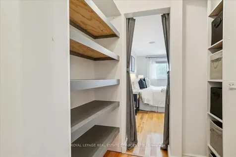 1416 Charles Drive Burlington ON L7P 2C9