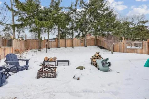 1416 Charles Drive Burlington ON L7P 2C9