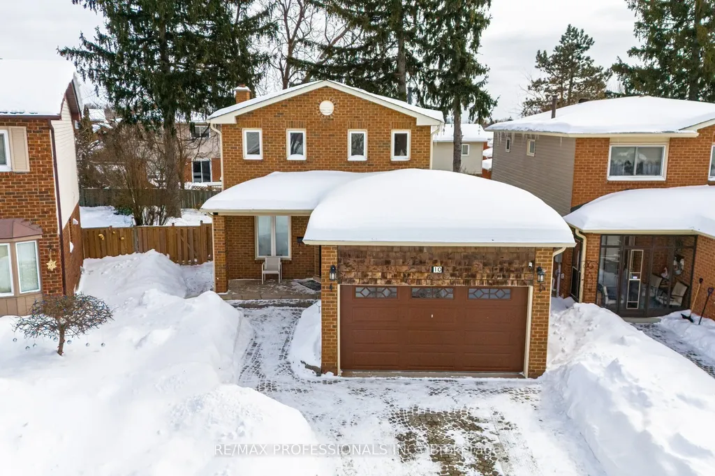 10 Oleander Crescent Brampton ON L6Z 2C2