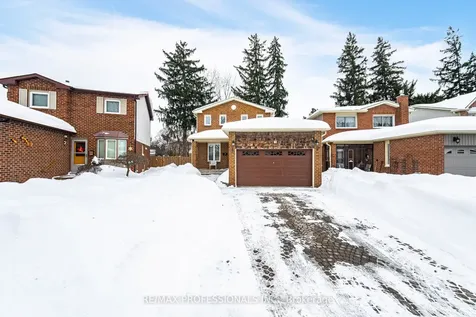 10 Oleander Crescent Brampton ON L6Z 2C2