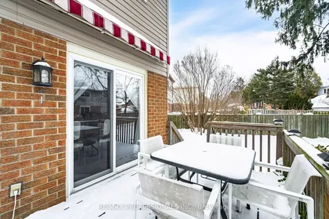 10 Oleander Crescent Brampton ON L6Z 2C2