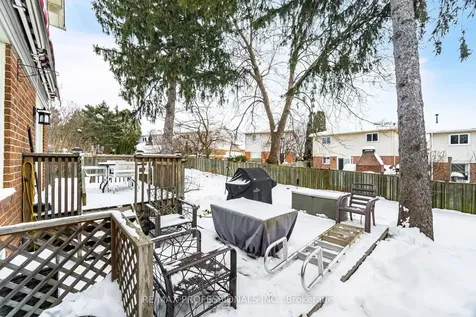 10 Oleander Crescent Brampton ON L6Z 2C2