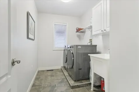 2358 Norland Drive Burlington ON L7L 7A6