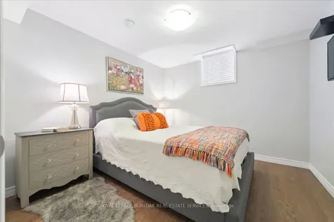 2358 Norland Drive Burlington ON L7L 7A6