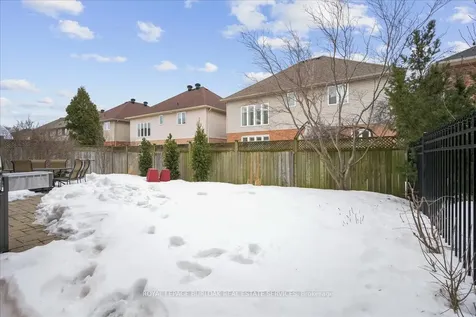 2358 Norland Drive Burlington ON L7L 7A6