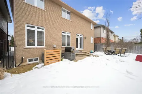 2358 Norland Drive Burlington ON L7L 7A6