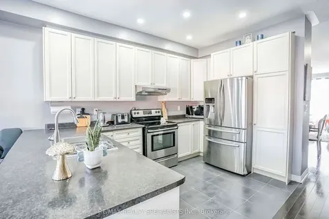 67 Lorenzo Circle Brampton ON L6R 3N4